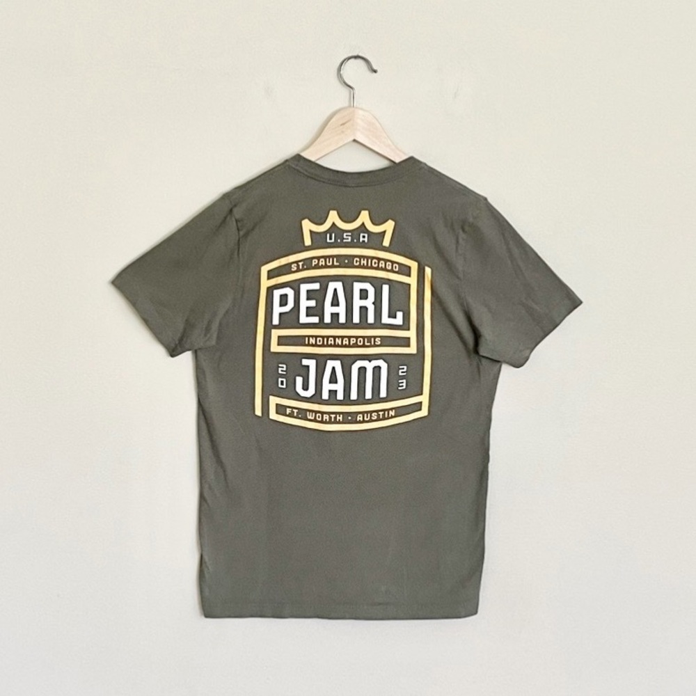 Pearl Jam 2023 US Tour Crown Monogram Graphic Green Concert T Shirt Adult Medium